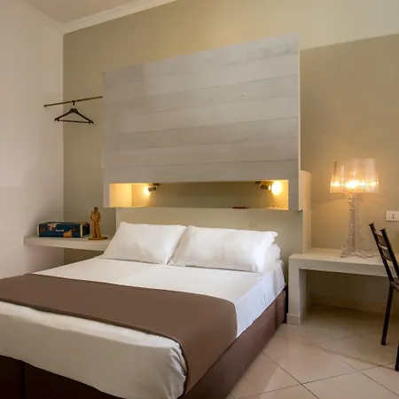 Crossroad Hotel Roma