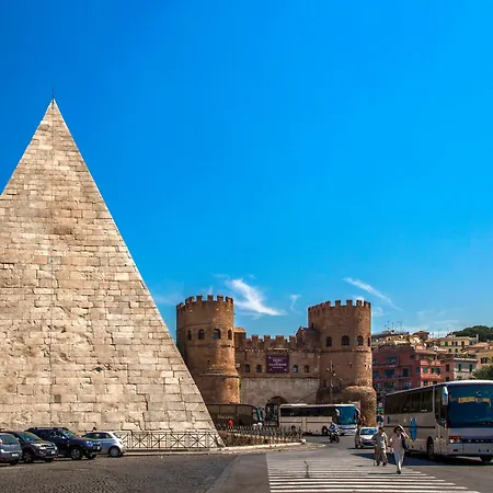 Hotel Crossroad Rome