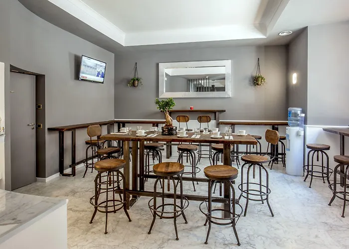 Hotel Crossroad 3*