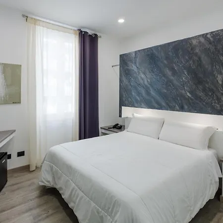 Hotel Crossroad Rzym