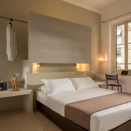 Hotel Crossroad 3*