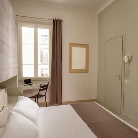 Crossroad Hotel
